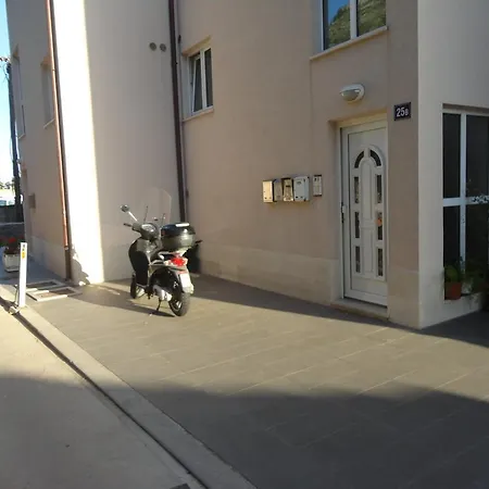 Nia Dubrovnik